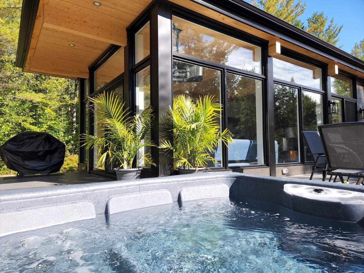 Les Chalets Double K # 1 Saint-Alexis-des-Monts Esterno foto